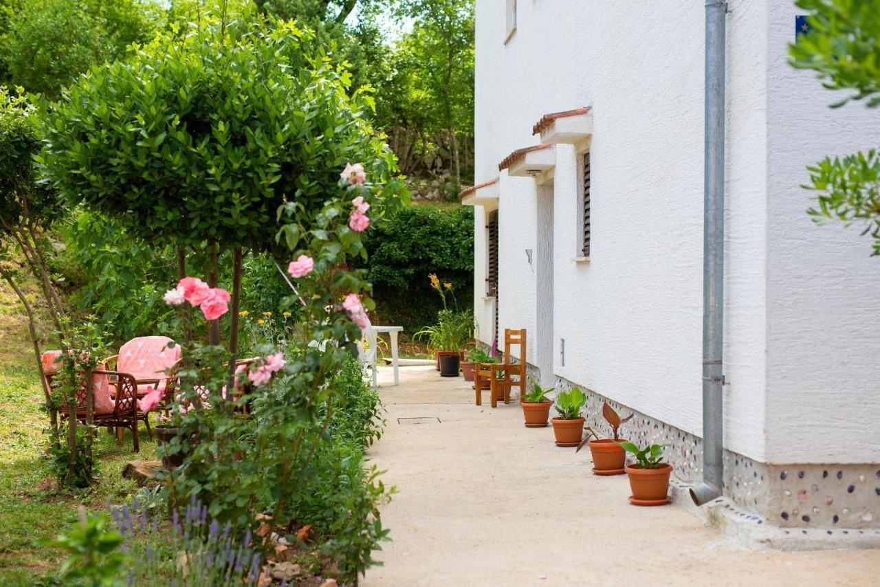 Apartman Mihael Malinska Exterior photo