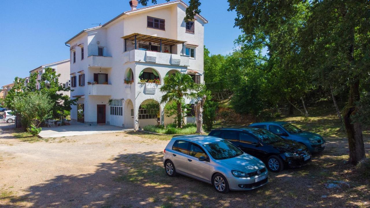 Apartman Mihael Malinska Exterior photo