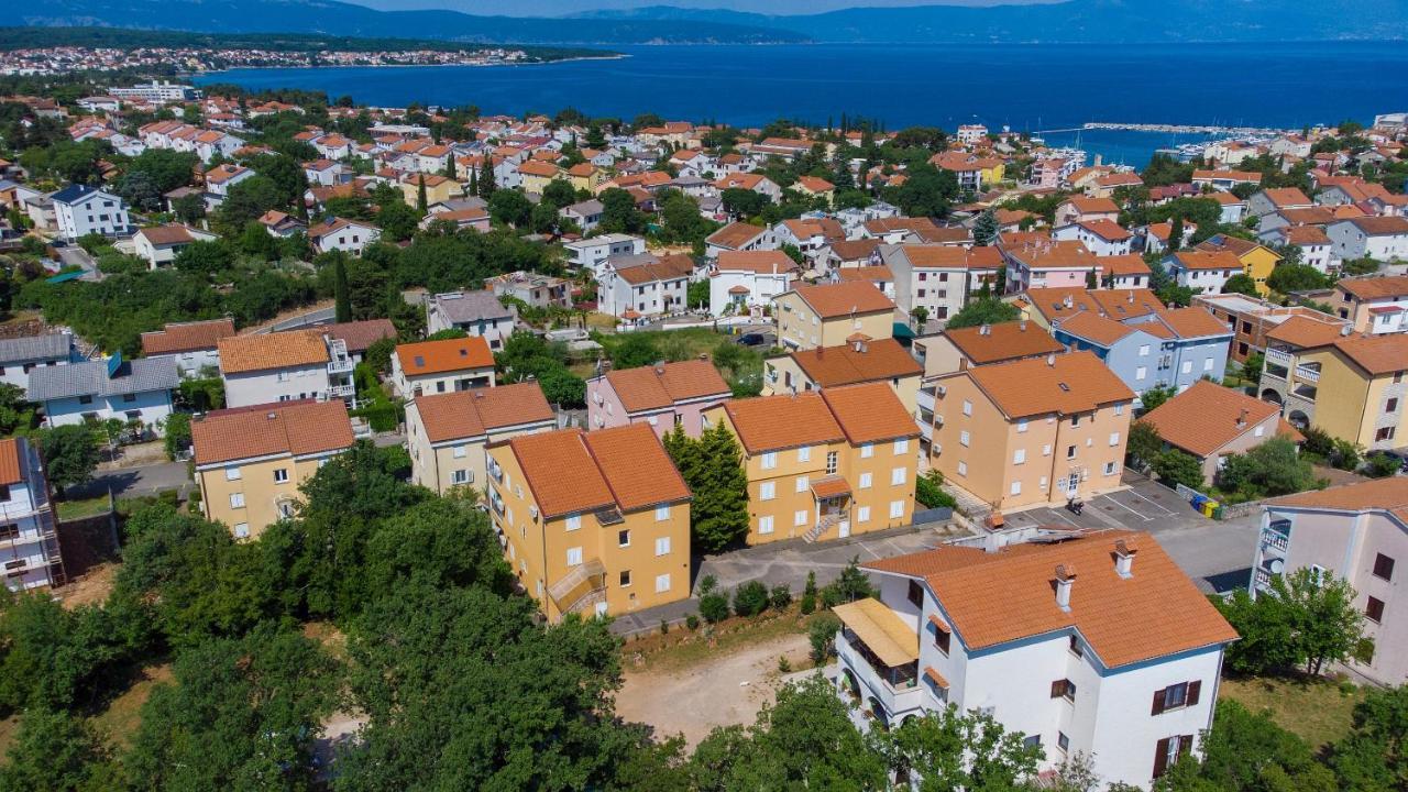 Apartman Mihael Malinska Exterior photo