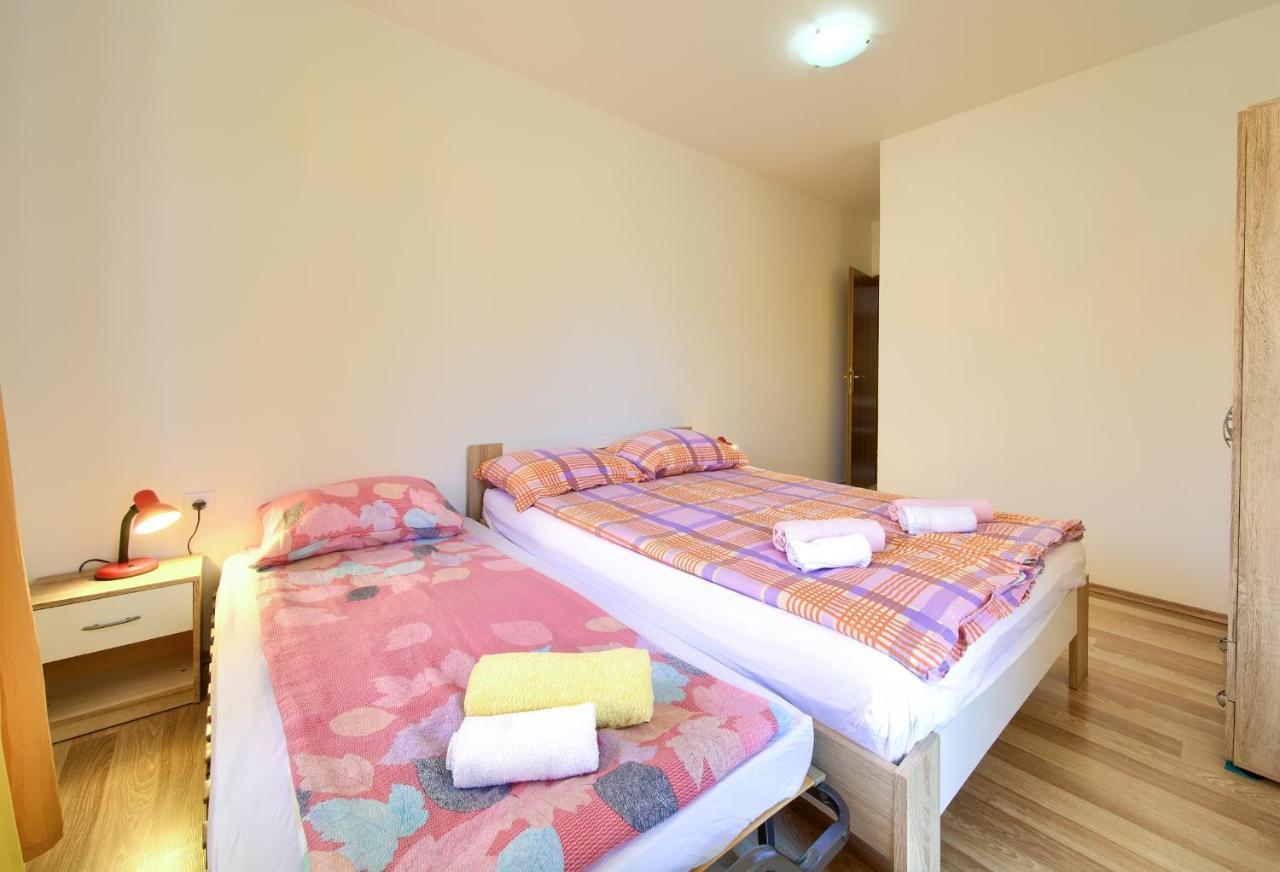 Apartman Mihael Malinska Exterior photo